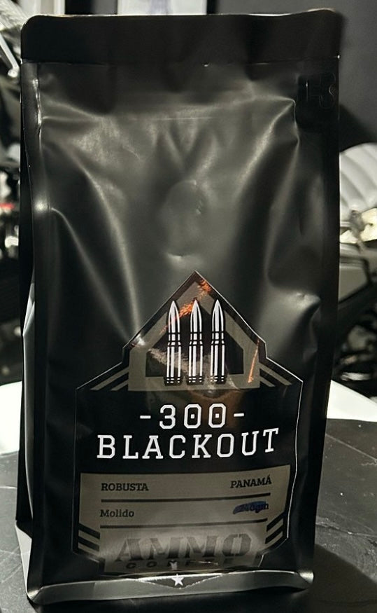 Café 300 Black Out Robusta 450g (1 Libra)